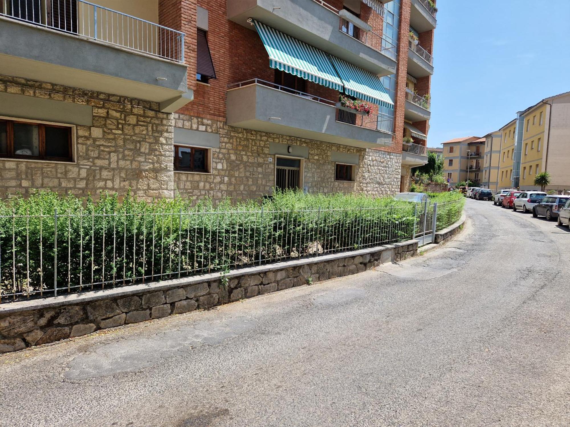 Nova Domus Flat Free Private Parking Apartment เซียนา ภายนอก รูปภาพ